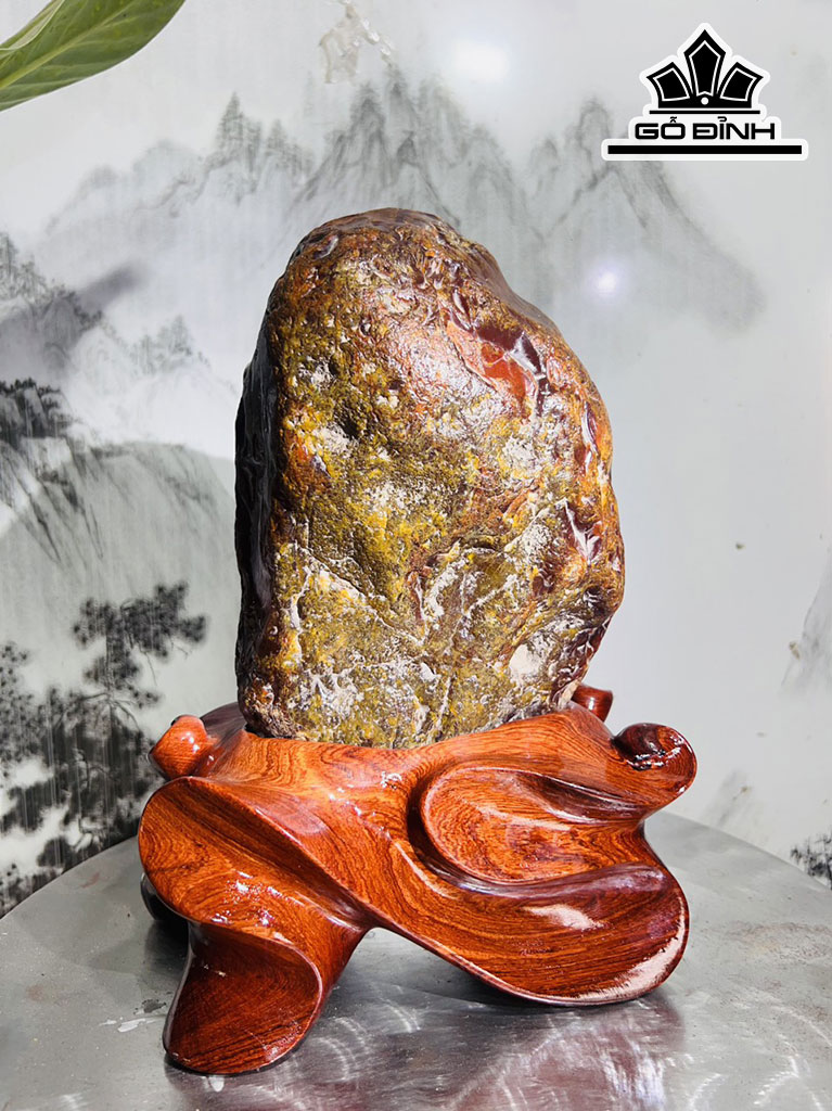 Tác Phẩm Đá Mã Não Cao 28 Ngang 20 (cm) 4,6kg