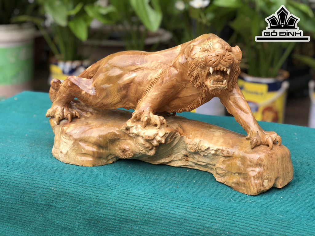 Tượng Hổ Phong Thủy Gỗ Nu Nghiến Cao 23 Ngang 45 Sâu 19 (cm)