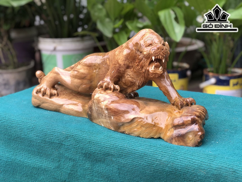 Tượng Hổ Phong Thủy Gỗ Nu Nghiến Cao 24 Ngang 52 Sâu 20 (cm)