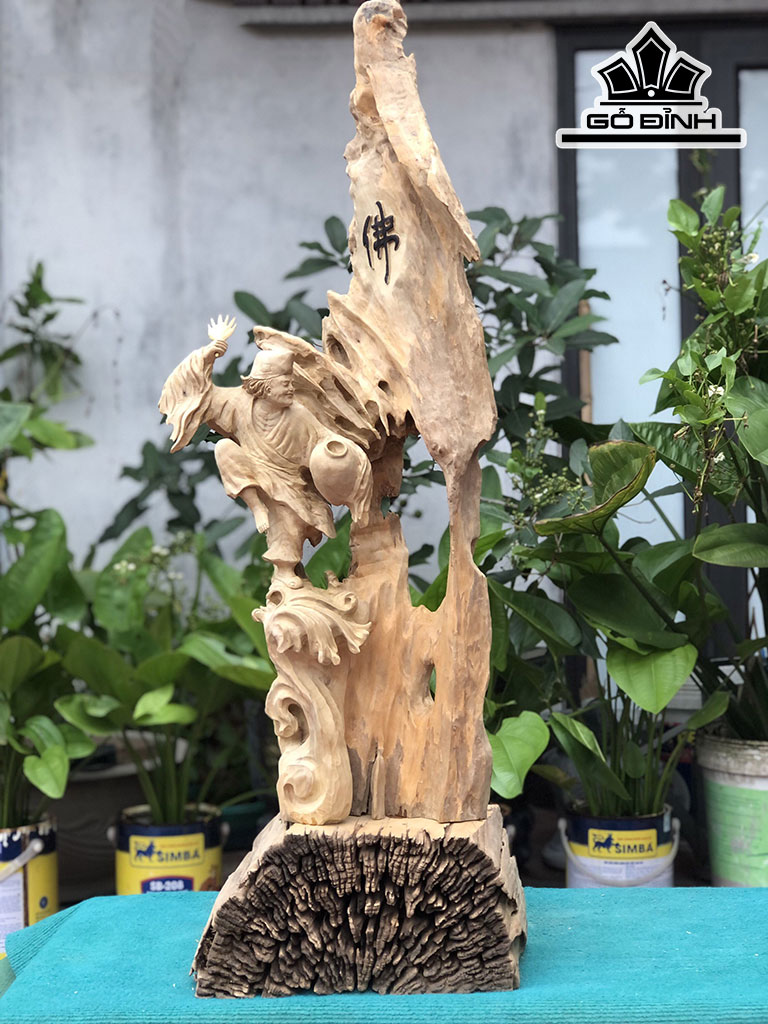 Tượng Tế Công Gỗ Lũa Dổi Cao 99 Ngang 37 Sâu 22 (cm)