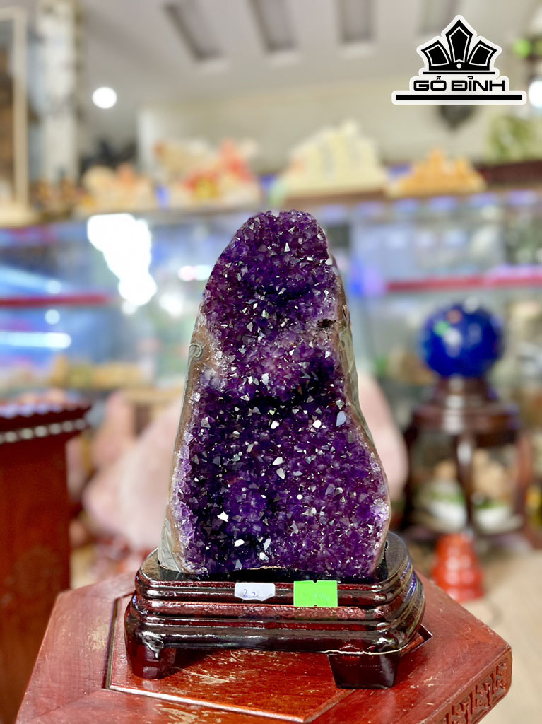 Hốc Đá Thạch Anh Tím Cao 22 Ngang 13 (cm) 3,19kg