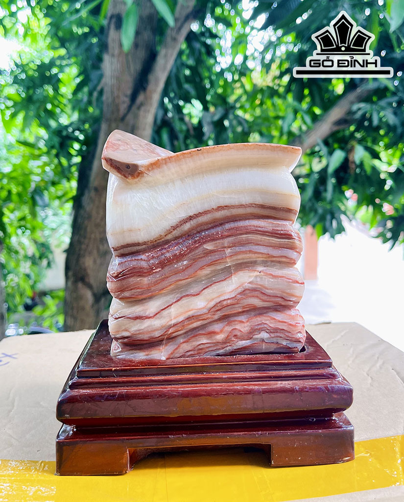 Tác Phẩm Đá Thịt Heo (Canxit) Cao 19 (cm) 3,13kg