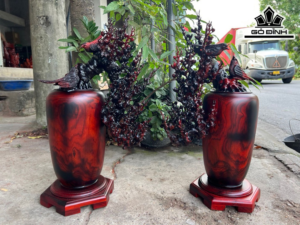 Cặp Bình Hoa Gỗ Trắc Cao 63 Ngang 39 Sâu 30 (cm)
