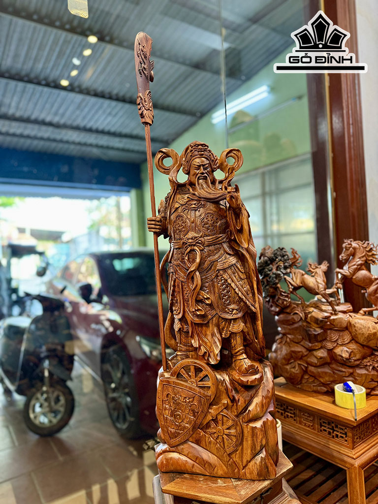 Tượng Quan Công Trấn Ải Gỗ Hương Cao 80 Ngang 30 Sâu 18 (cm)