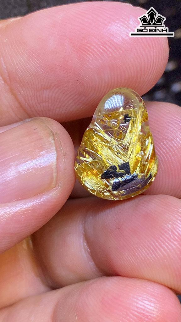 Mặt Dây Di Lặc Hoa Thị Đá Thạch Anh Tóc Vàng Cao 17 Ngang 12,6 Sâu 5,5 (mm) 1,5g