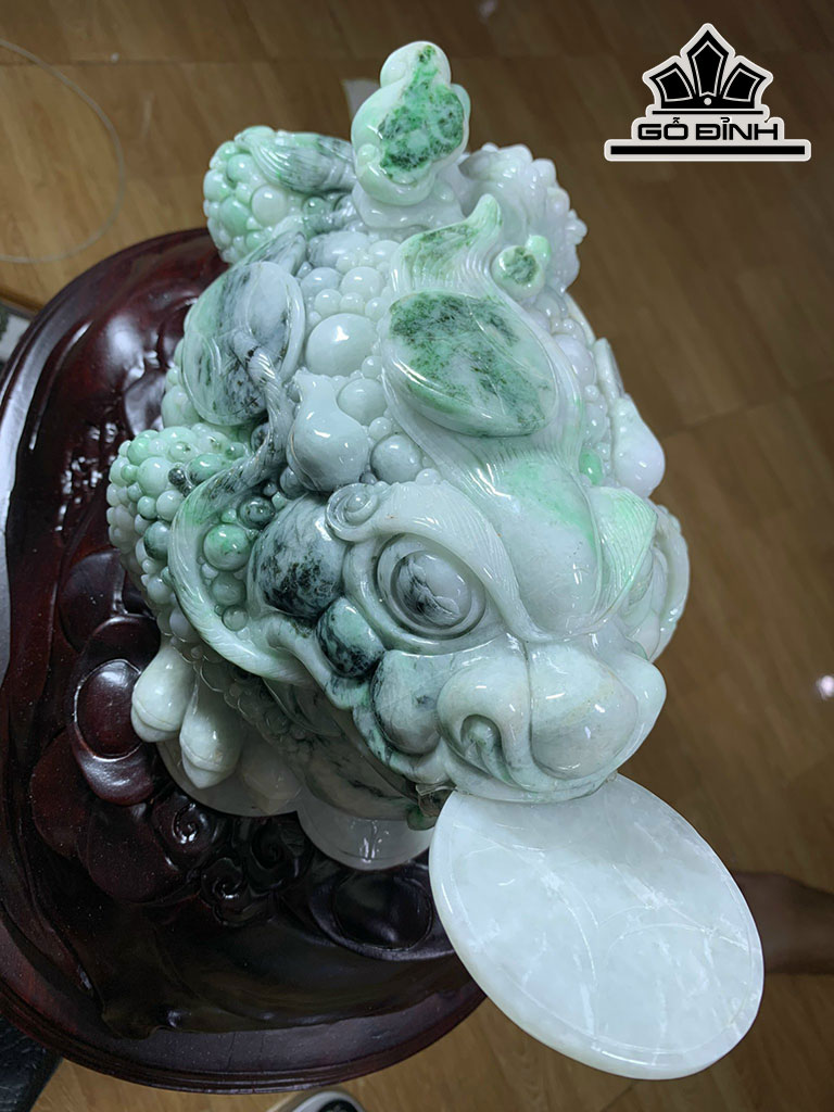 Tác Phẩm Thiềm Thừ Đá Cẩm Thạch Cao 239 Ngang 186 Sâu 133 (mm) 8679g