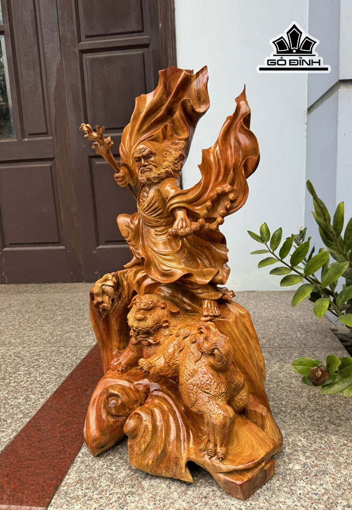 Tượng Đạt Ma Phục Lân Gỗ Hương Cao 71 Ngang 43 Sâu 32 (cm)