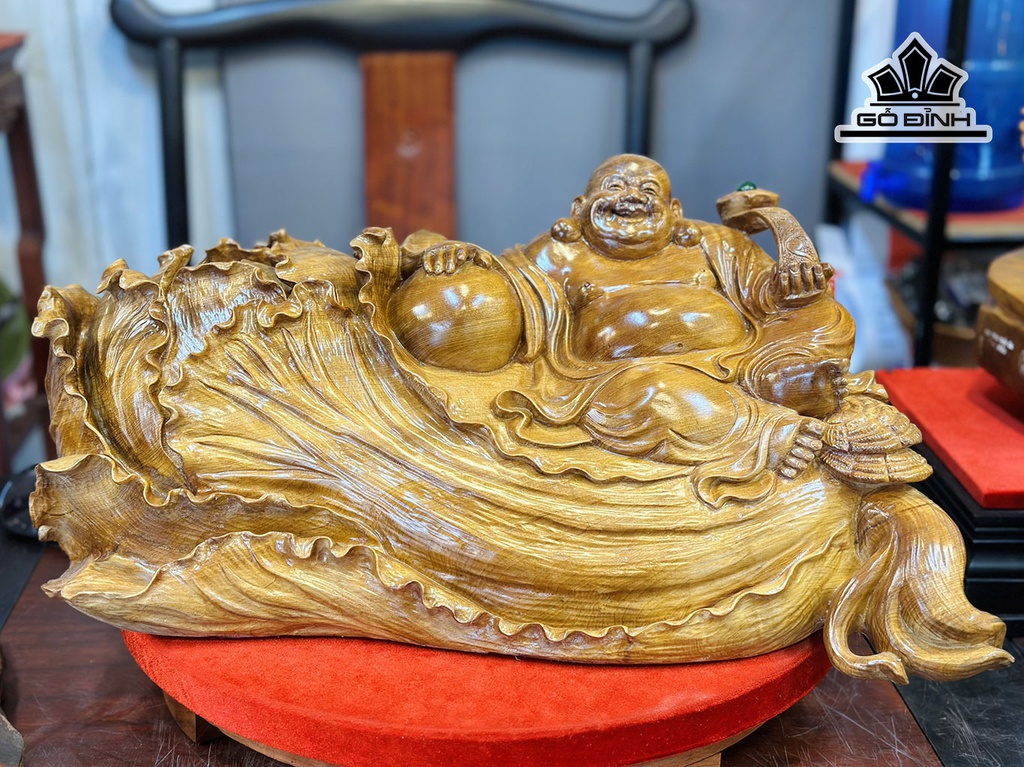 Tượng Phật Di Lặc Ngự Bắp Cải Gỗ Ngọc Am Cao 24 Ngang 54 Sâu 32 (cm)