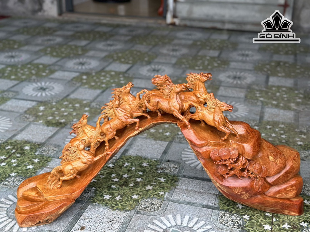 Tượng Bát Mã Gỗ Hương Cao 45 Ngang 88 Sâu 20 (cm)