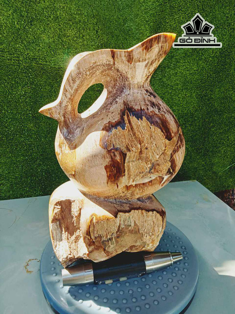 Chiếc Bình Nghệ Thuật Gỗ Hóa Thạch Cao 31 Ngang 18 (cm) 8,2kg