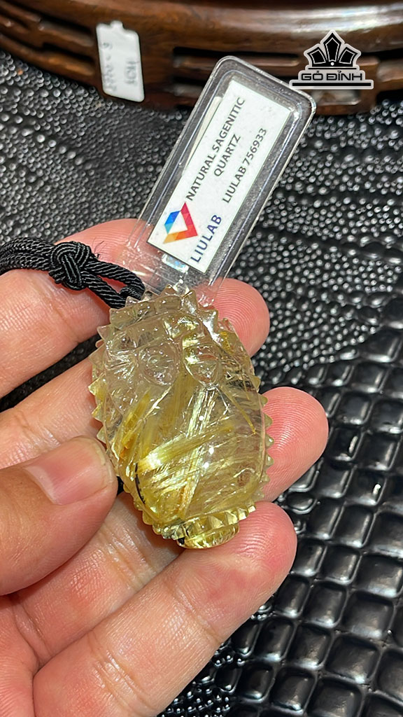 Mặt Dây Chuyền Long Quy Đá Thạch Anh Tóc Vàng Cao 45,85 Ngang 29,8 Sâu 19,02 (mm) 193,33cts