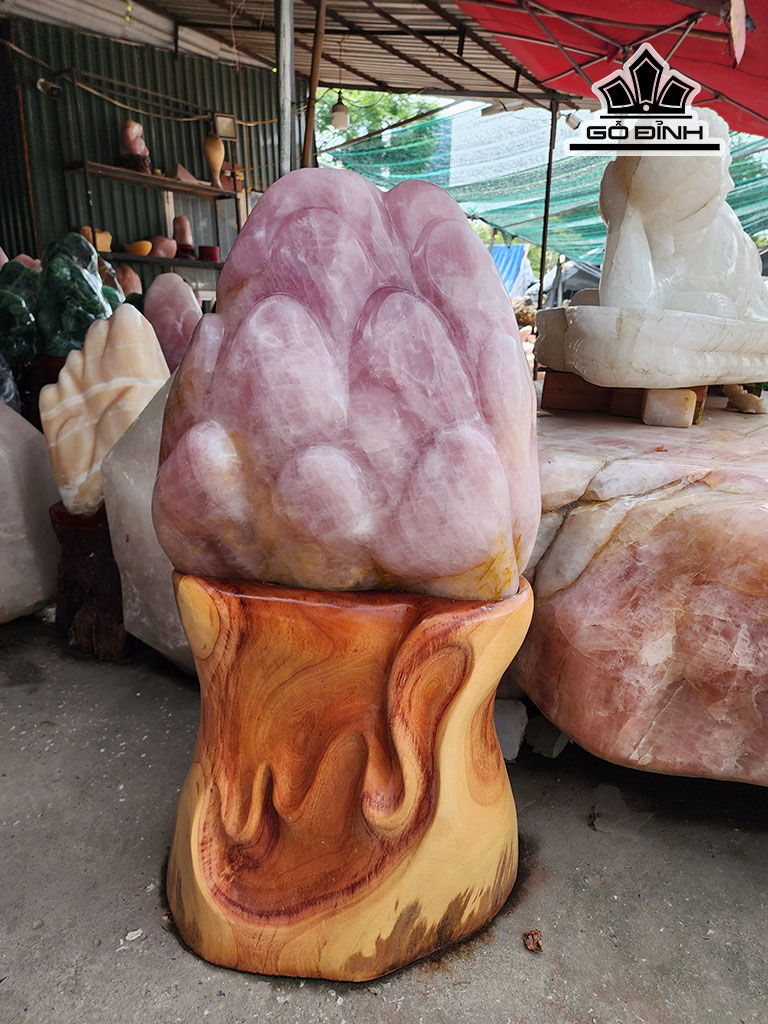 Núi Cảnh Đá Thạch Anh Hồng Cao 103 Ngang 48 Sâu 23 Riêng Đá Cao 55 (cm) 114,7kg