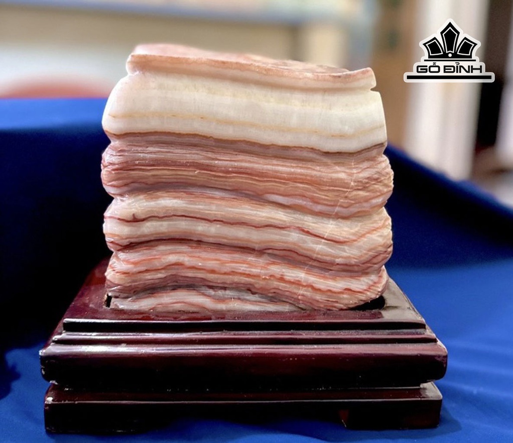 Tác Phẩm Đá Thịt Heo (Canxit) Cao 18 Ngang 18 (cm) 3,91kg