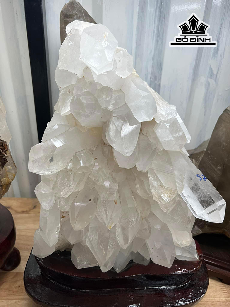 Tinh Thể Đá Thạch Anh Pha Lê Cao 22 Ngang 40 (cm) 9,2kg