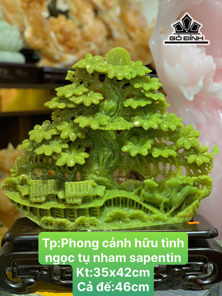 Tác Phẩm Phong Cảnh Hữu Tình Đá Serpentine Cao 35 Ngang 42 (cm)