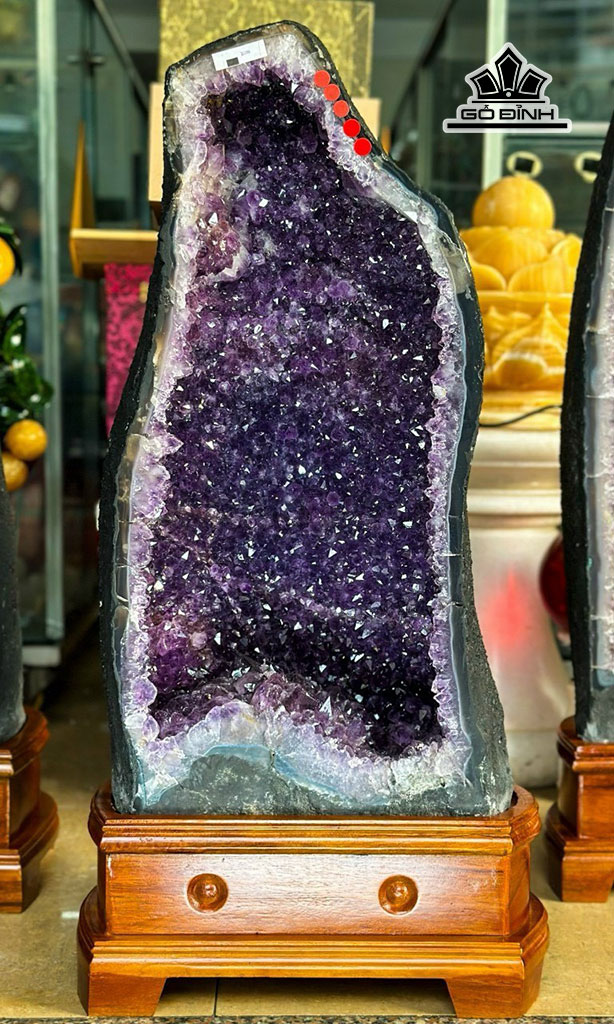 Hốc Đá Thạch Anh Tím Cao 76 Ngang 37 (cm) 35,8kg