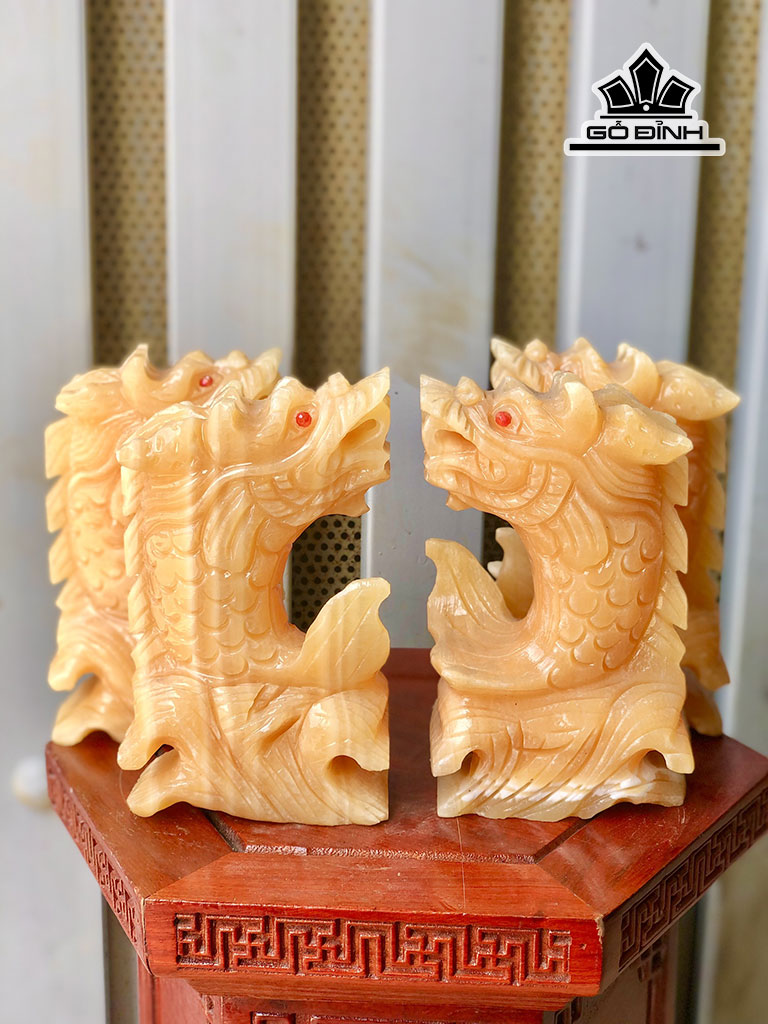 Tác Phẩm Cá Chép Hóa Rồng Đá Ngọc Hoàng Long Cao 15 (cm)