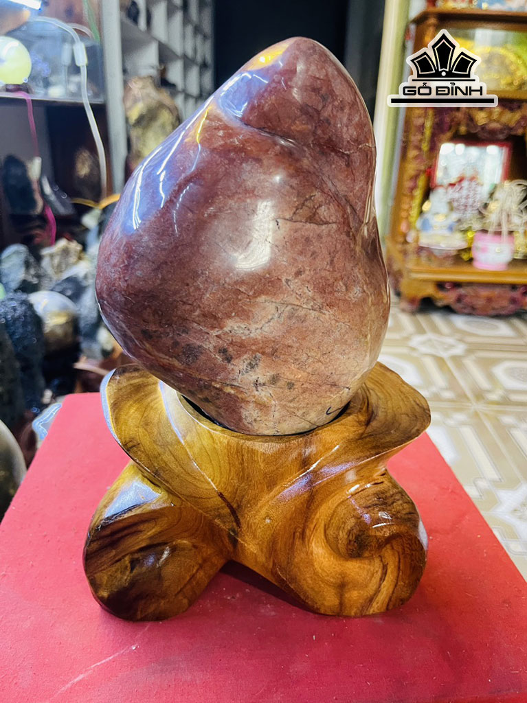 Tác Phẩm Đá Thạch Anh Đỏ Cao 27 (cm) 4,8kg