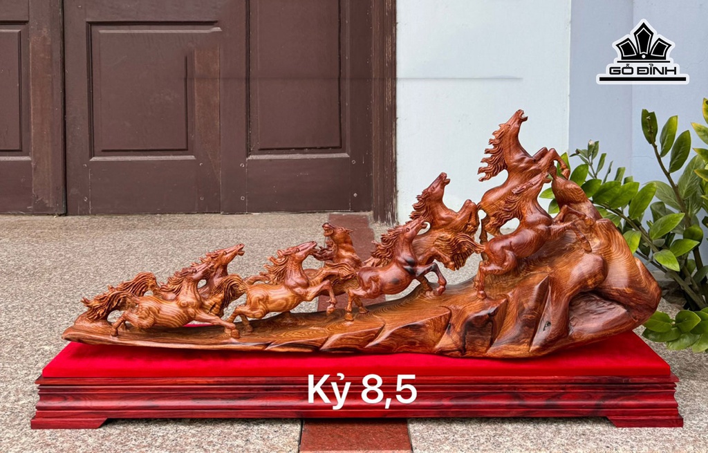 Tượng Mã Đáo Thành Công Gỗ Cẩm Cao 48 Ngang 90 Sâu 15 (cm)