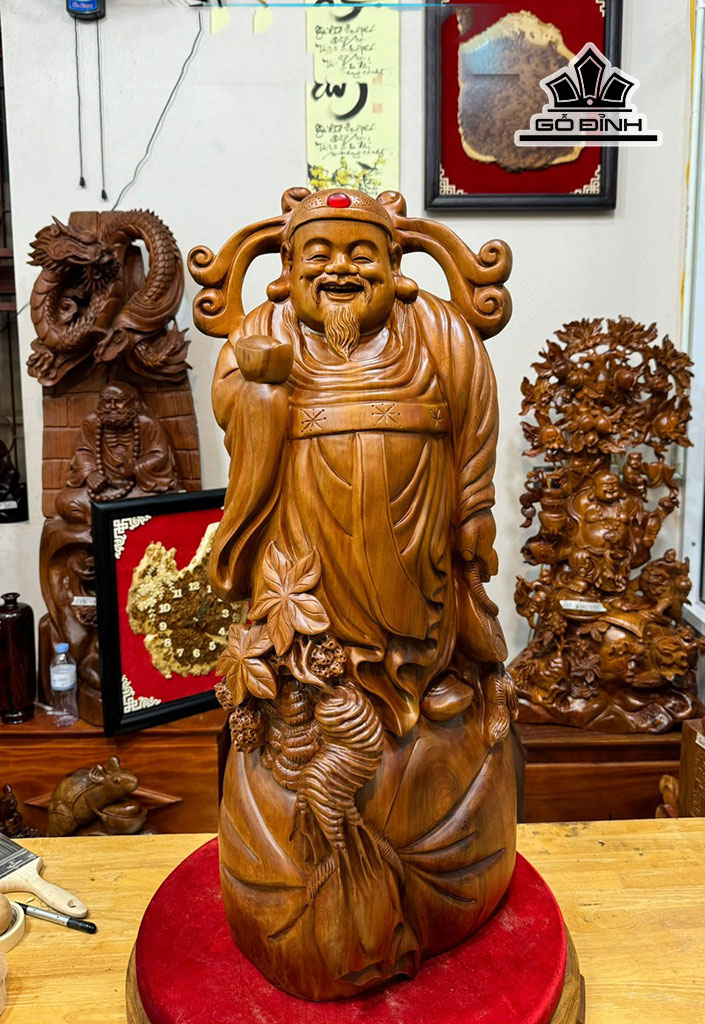 Tượng Thần Tài Gỗ Ngọc Am Cao 87 Ngang 38 Sâu 33 (cm)