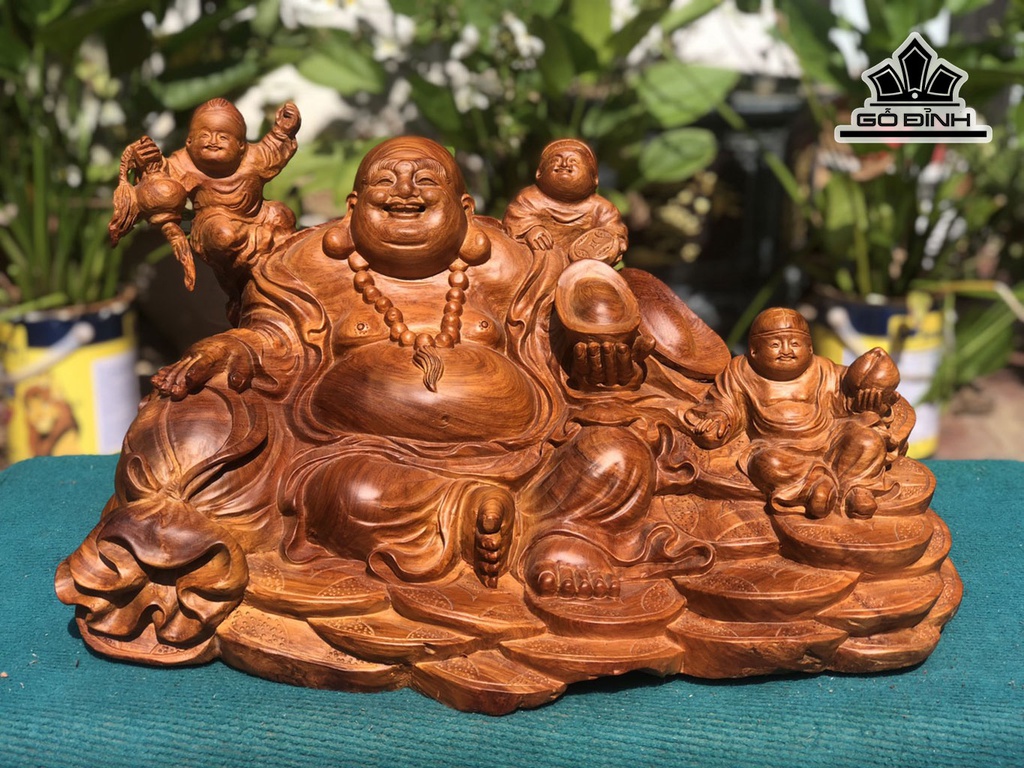Tượng Phật Di Lặc Tam Phúc Gỗ Hương Cao 33 Ngang 58 Sâu 35 (cm)