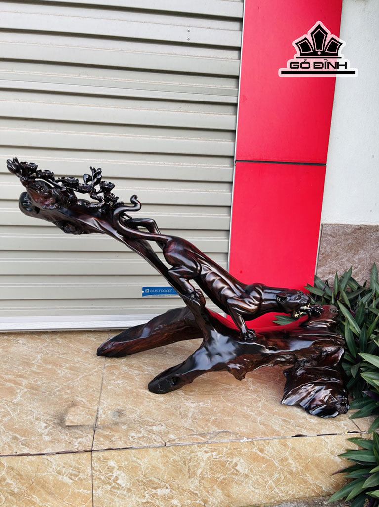 Tượng Báo Săn Mồi Gỗ Trắc Cao 58 Ngang 90 Sâu 28 (cm)