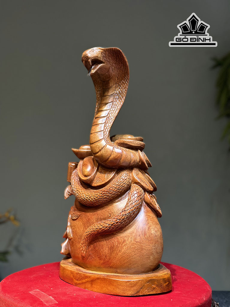Tượng Rắn Phong Thủy Gỗ Hương Cao 46 Ngang 28 Sâu 15 (cm)
