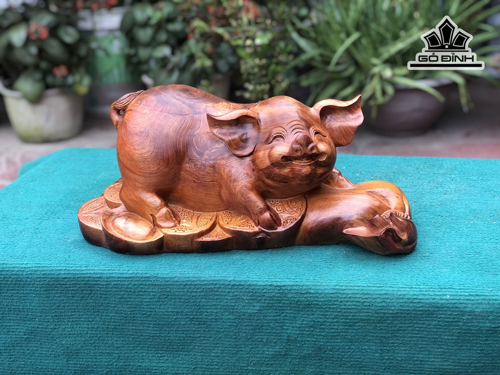 Tượng Heo Phong Thủy Gỗ Hương Cao 20 Ngang 43 Sâu 22 (cm)