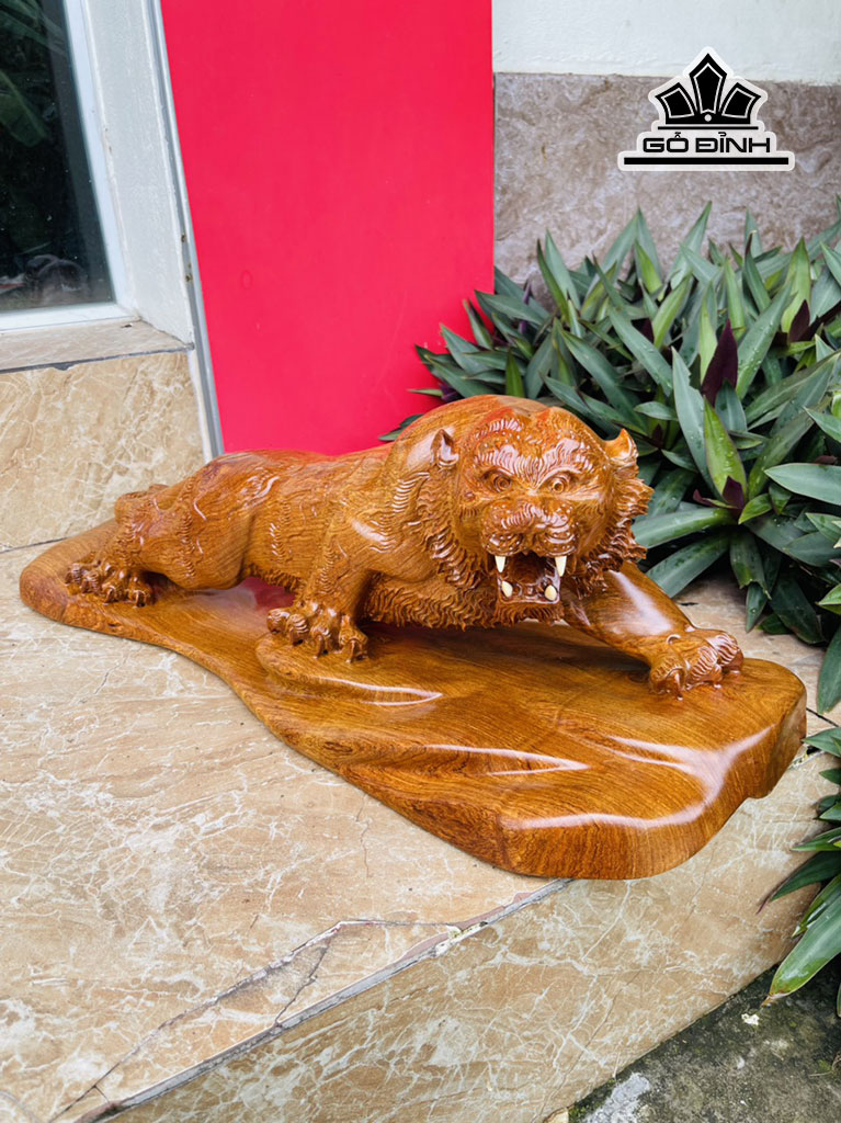Tượng Hổ Phong Thủy Gỗ Hương Cao 22 Ngang 60 Sâu 23 (cm)