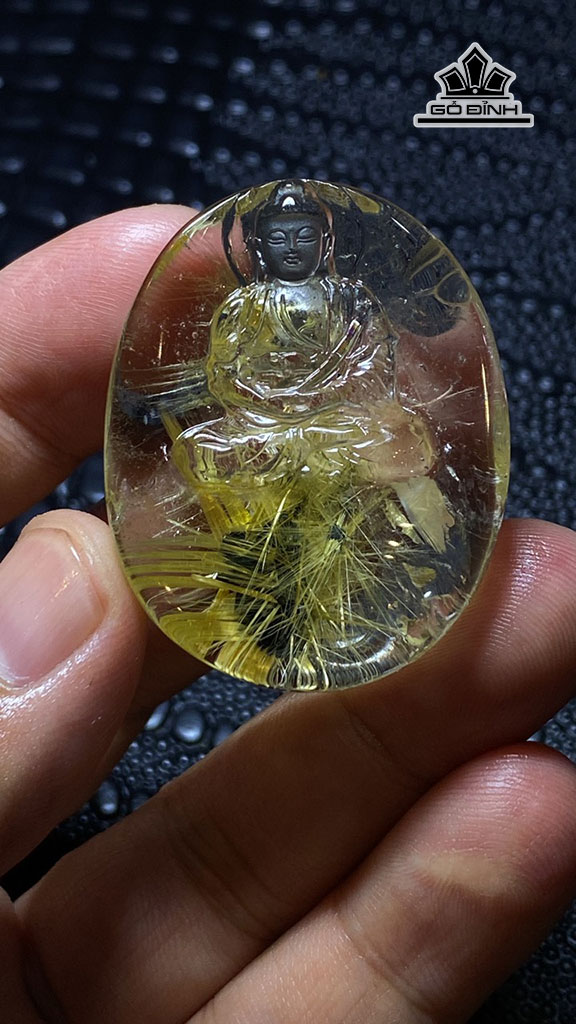 Mặt Dây Chuyền Như Lai Đại Nhật Hoa Thị Đá Thạch Anh Tóc Vàng Cao 41 Ngang 33 Sâu 13 (mm) 29g