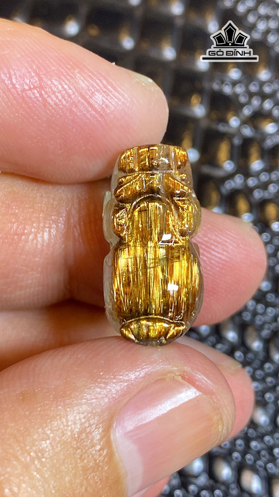 Mặt Dây Chuyền Tỳ Hưu Đá Thạch Anh Tóc Vàng Nâu Cao 21 Ngang 10,8 Sâu 10,6 (mm) 4,2g