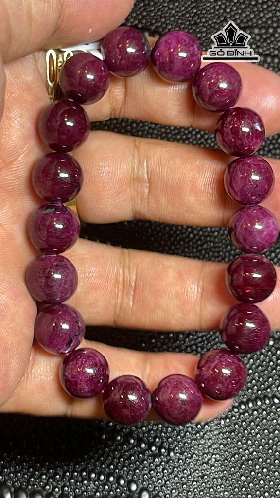 Vòng Tay Đá Ruby Đường Kính 11,4 (mm) 58,9g