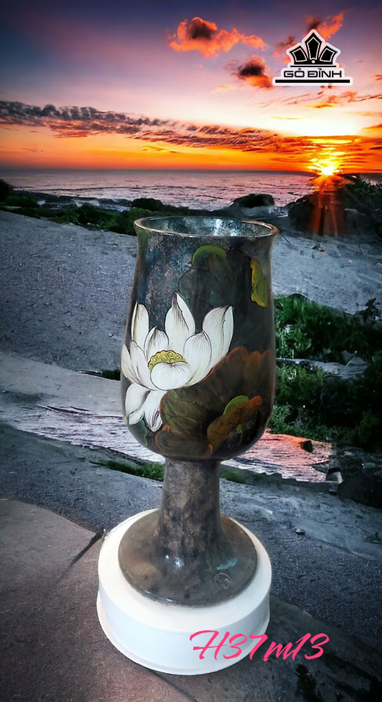 Ly Men Phong Gốm Bát Tràng Cao 37 Miệng 13 (cm)