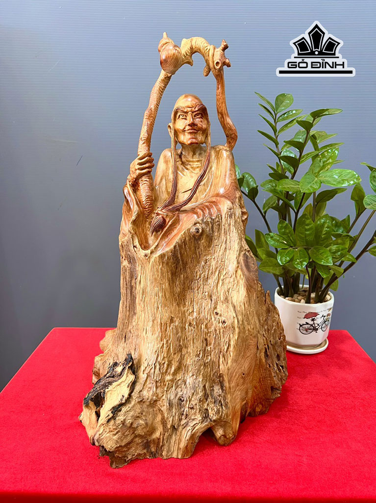 Tượng La Hán Trường Mi Gỗ Hương Cao 50 Ngang 30 Sâu 26 (cm)