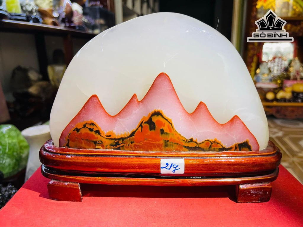 Tác Phẩm Đá Onyx Cao 23 Ngang 17 (cm) 2kg