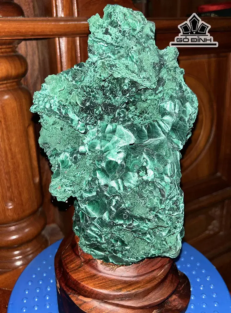 Tác Phẩm Đá Malachite Cao 30 (cm) 5,8kg