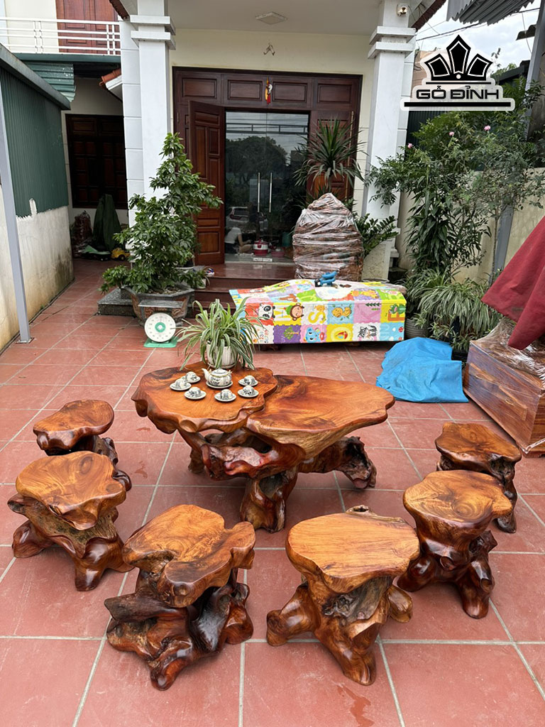 Bộ Bàn Gốc Cây Gỗ Hương - Bàn Cao 65 Dài 130 Sâu 88 - Đôn Cao 40 Ngang 52-55 Sâu 37-47 (cm)