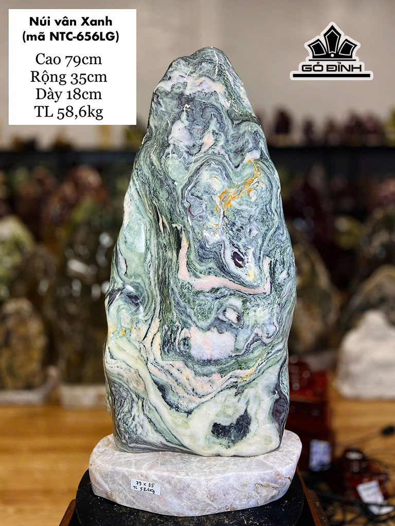 Tác Phẩm Đá Serpentine Cao 79 Ngang 35 Sâu 18 (cm) 58,6kg