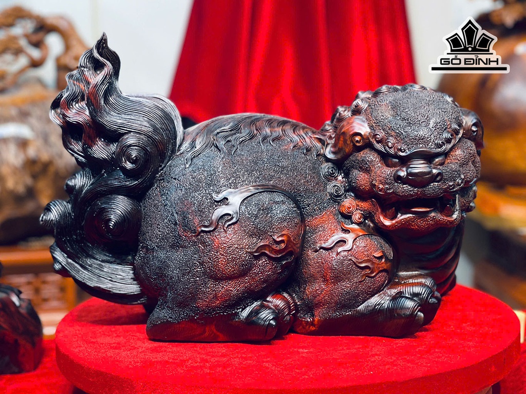 Tượng Nghê Gỗ Trắc Cao 29 Ngang 39 Sâu 22 (cm)