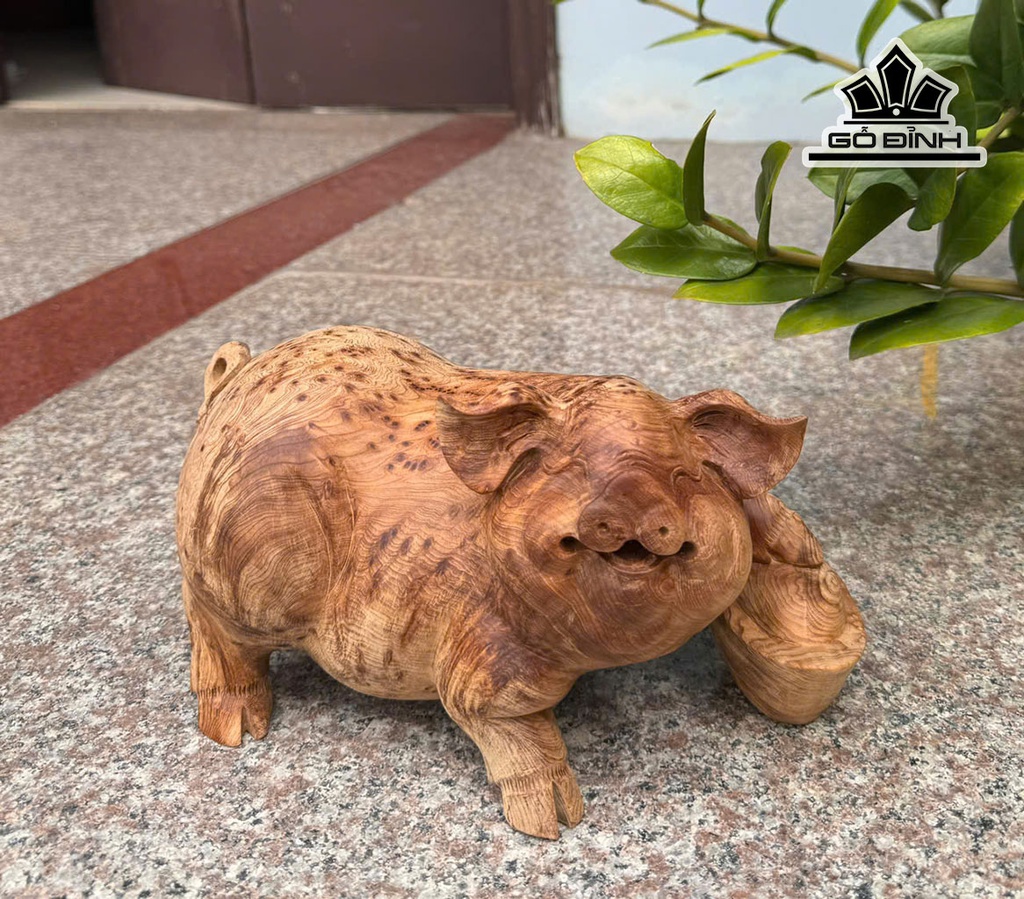 Tượng Heo Gỗ Nu Ngọc Am Cao 14 Ngang 25 Sâu 14 (cm)