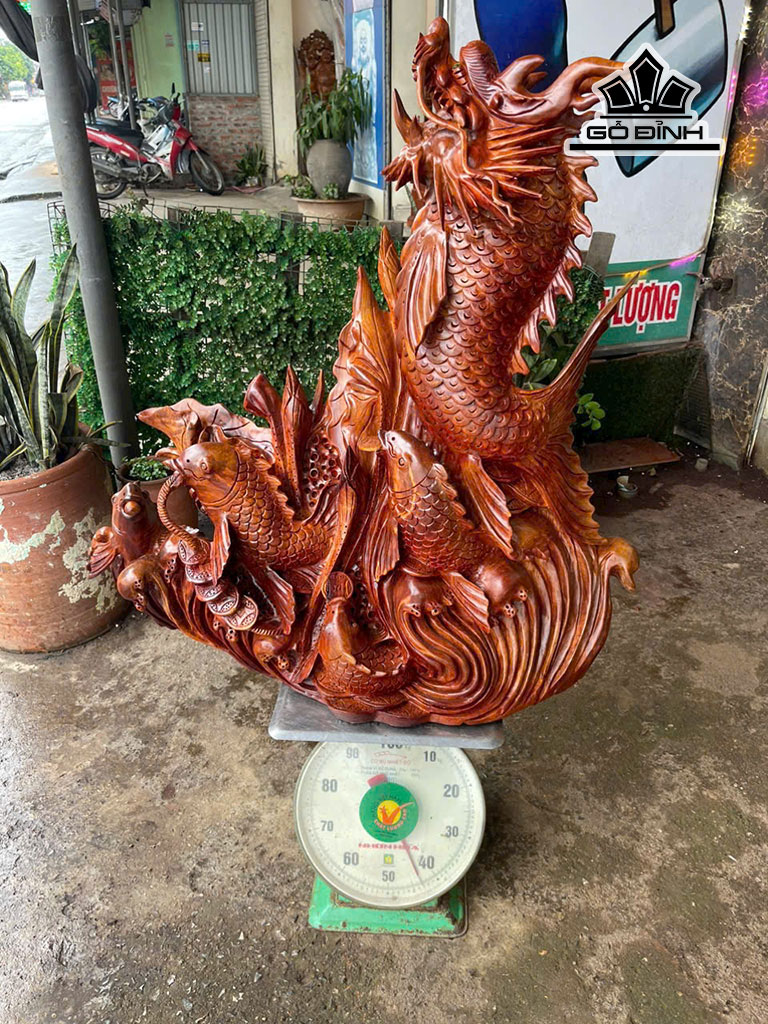 Tượng Cá Chép Hóa Rồng Gỗ Hương Cao 85 Ngang 85 Sâu 30 (cm)