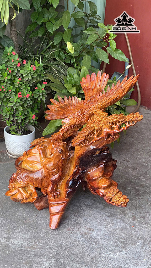 Tượng Anh Hùng Tương Ngộ Gỗ Hương Cao 66 Ngang 50 Sâu 30 (cm)