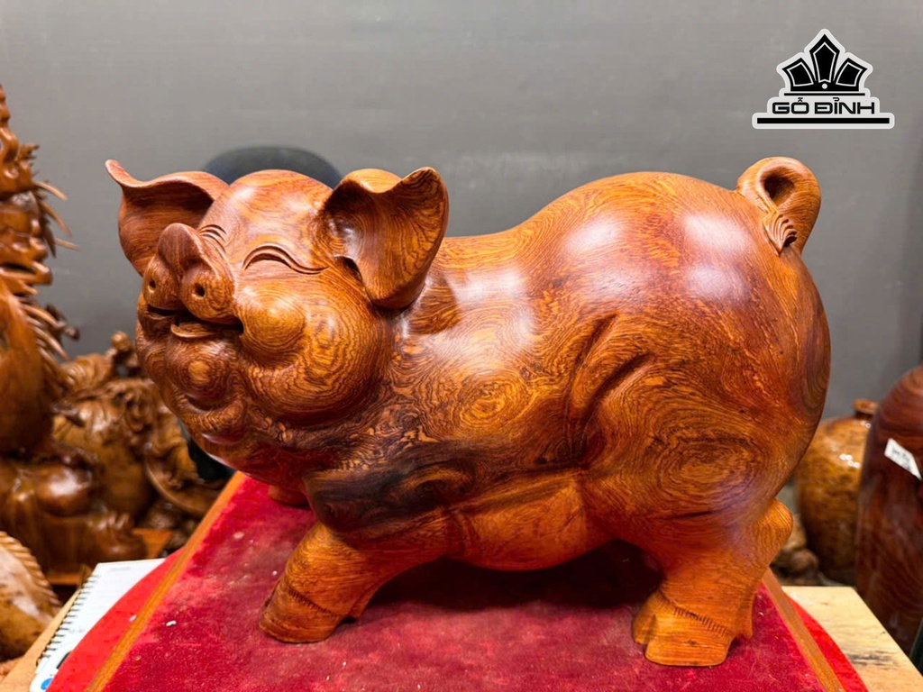 Tượng Heo Gỗ Hương Cao 26 Ngang 40 Sâu 19 (cm) 9kg