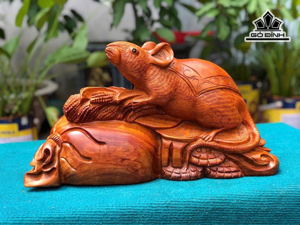 Tượng Chuột Phong Thủy Gỗ Hương Cao 26 Ngang 47 Sâu 16 (cm)