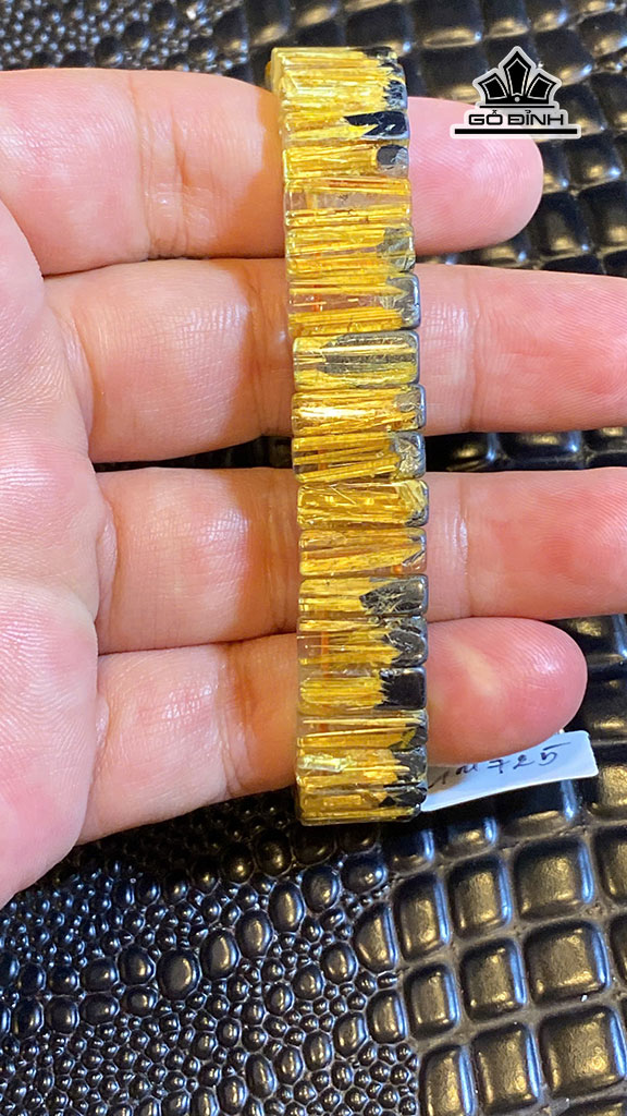 Vòng Bản Hoa Thị Đá Thạch Anh Tóc Vàng Đường Kính Hạt 13,6 (mm) 34,5gr