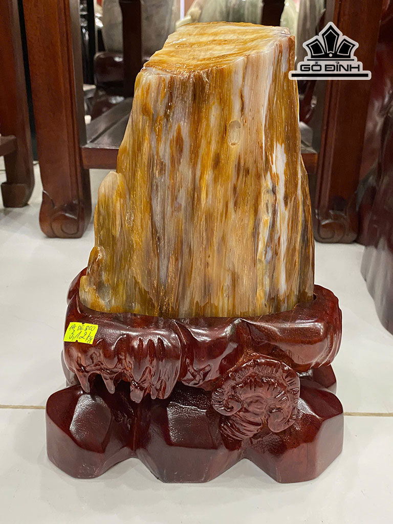 Tác Phẩm Gỗ Hóa Thạch Cao 26 Ngang 20 Sâu 15 (cm) Cả Đế - 3,12kg