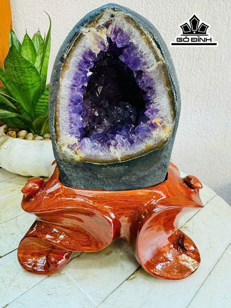 Hốc Đá Thạch Anh Tím Cao 24 Ngang 12  Sâu 12 (cm)