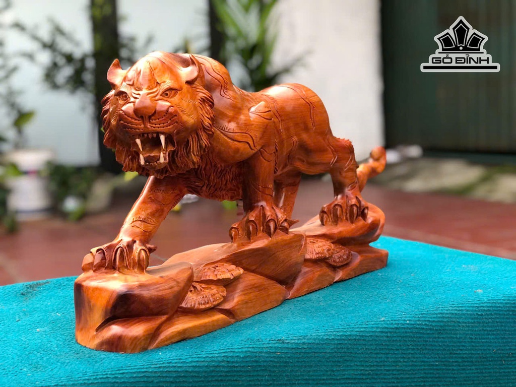 Tượng Hổ Phong Thủy Gỗ Hương Cao 30 Ngang 65 Sâu 14 (cm)