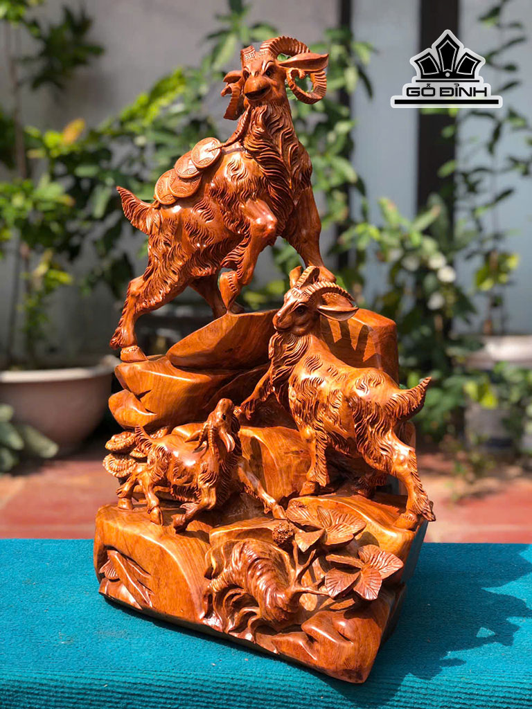 Tượng Tam Dương Khai Thái Gỗ Hương Cao 62 Ngang 48 Sâu 30 (cm)