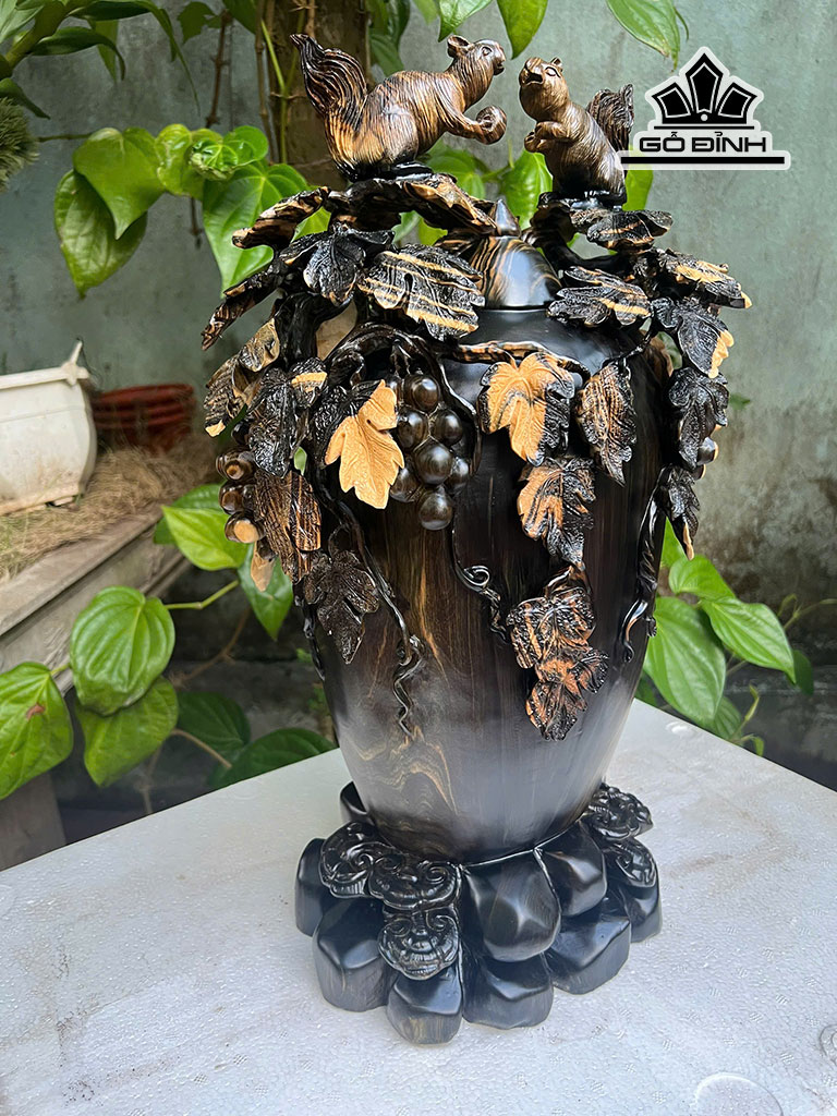 Chum Phú Quý Gỗ Mun Hoa Cao 50 Ngang 31 Sâu 21 (cm)